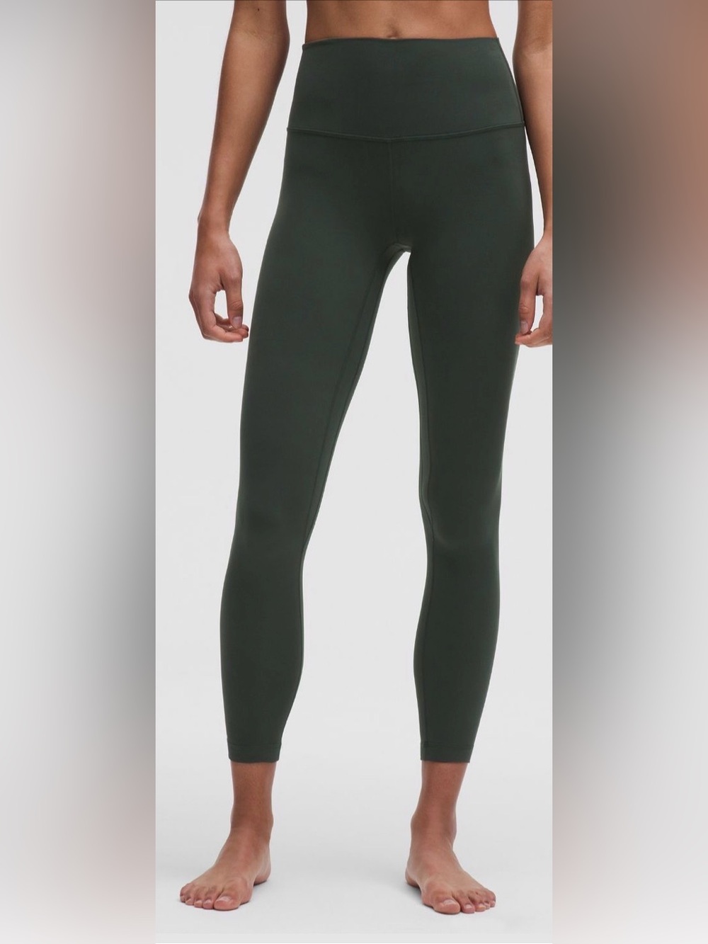 Lululemon green Lululemon Wunder Train Hi-Rise Leggings size 6